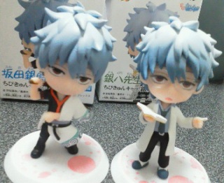 �����L����